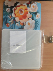 Digital Bathroom Scale Floral Rubber Non-Slip Round Edges Auto-Off + Mat