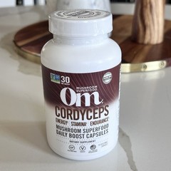 Om Mushrooms Cordyceps Capsules, 2000mg per Serving, 195ct Energy Stamina Endure