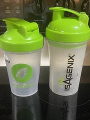 Set of 2 Blender Bottle Shaker Cup 20oz Mixer Whisk Ball BPA free Health Shaker