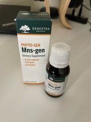 Mns-gen – Photo-gen by Seroyal Genestra – NEW – EXP 2024 -0.5 fl oz 15mL