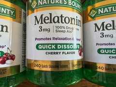 3 PK- Nature’s Bounty – 240 Quick Dissolve Melatonin Cherry 3mg | EXP 5/2028
